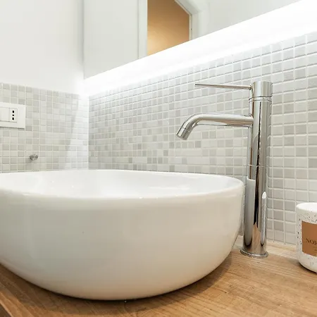 Arte Storia E Mare, Acquario Sanlorenzo E Metro