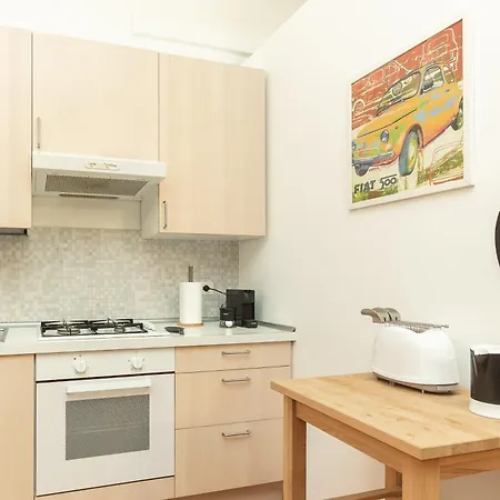 Arte Storia E Mare, Acquario Sanlorenzo E Metro Apartment *